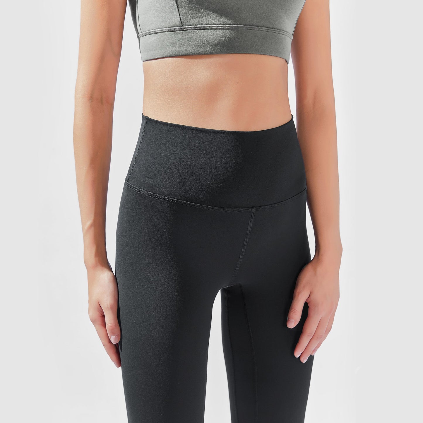 High-Waisted 7/8 YULA Yoga Leggings - Black