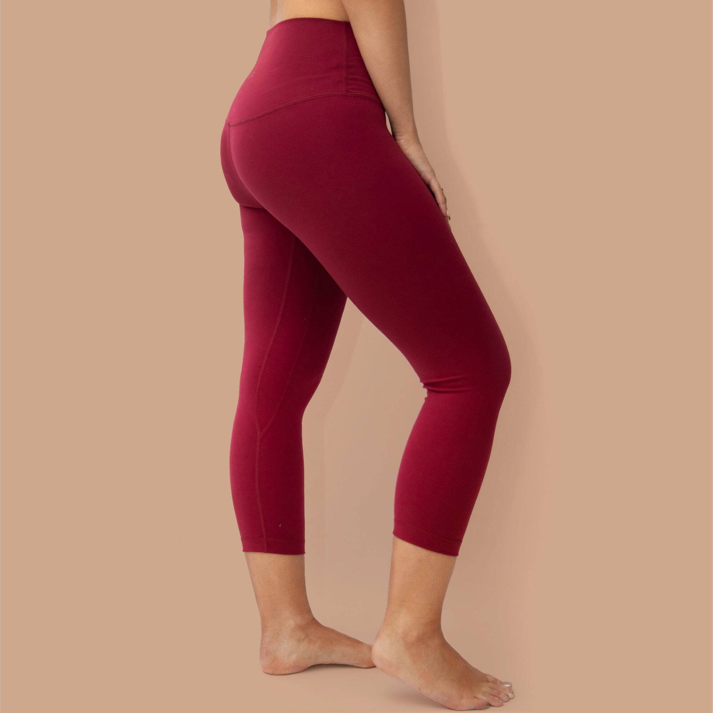 High Waist Capri Yoga Leggings -Maroon